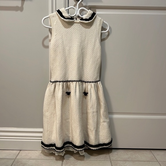 Brand new sleeveless white dress with lace detailing size L - Picture 1 of 2